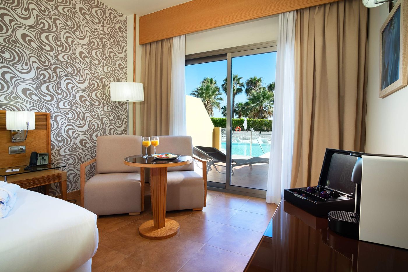 Elba-Costa-Ballena-Room-24