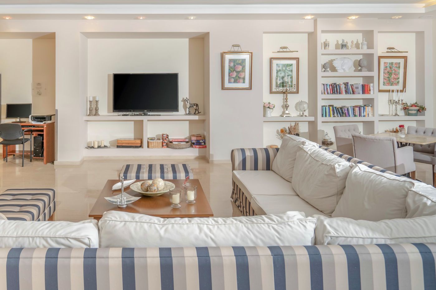 Debono-Hotel-Lobby-38