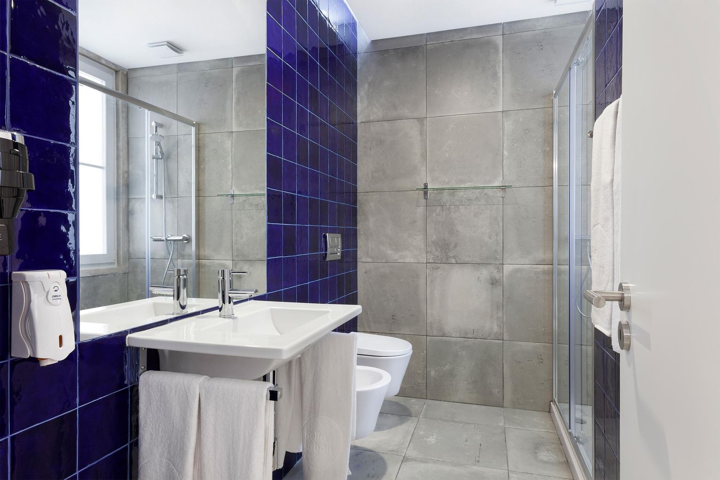 Hello-Lisbon-Rossio-Room-49