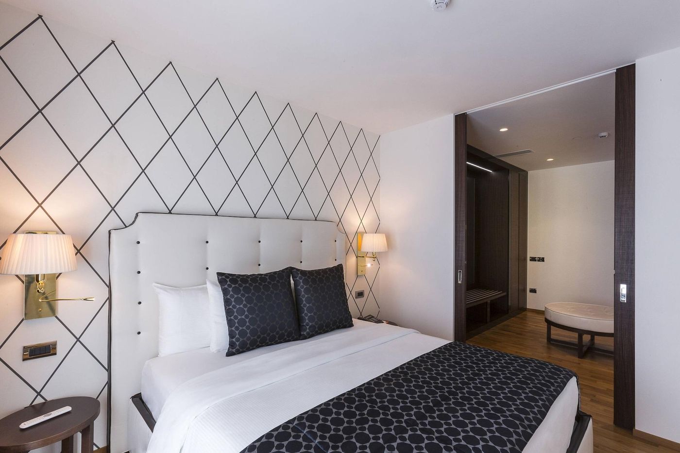 Courtyard-Venice-Airport-Room-25