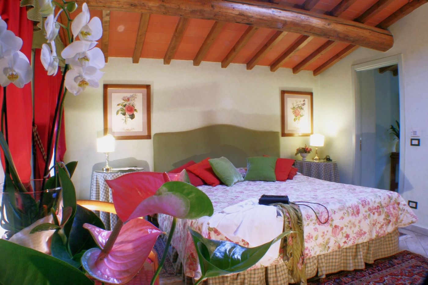 Rosary-Garden-Hotel-Room-31