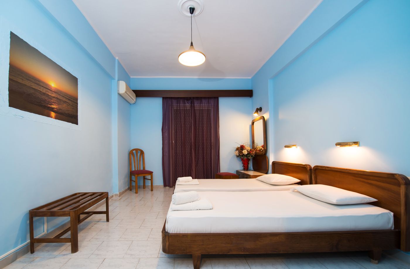 California Beach Hotel