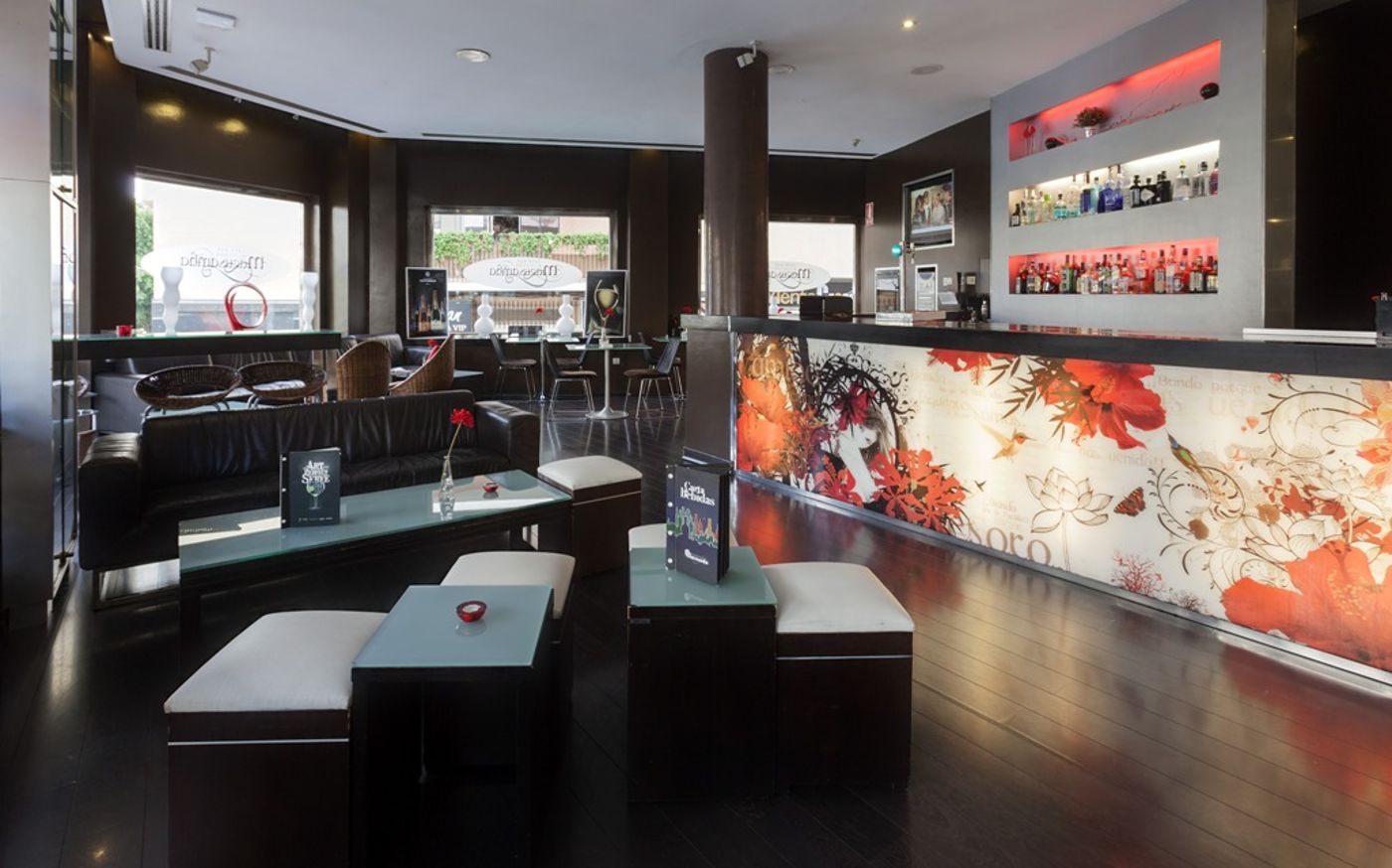 Occidental Santa Cruz Contemporaneo