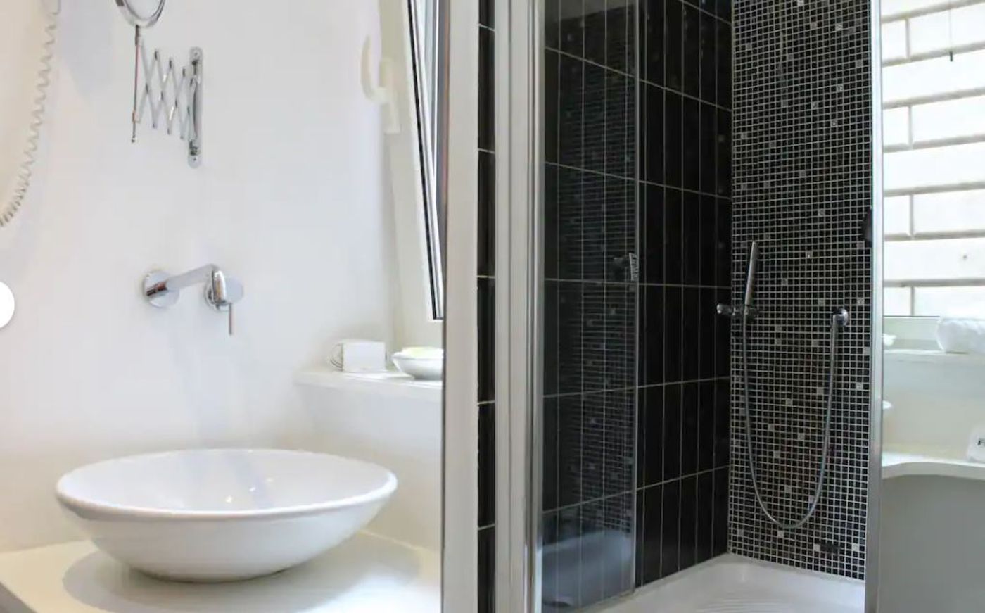 iRooms-Spanish-Steps-Room-11