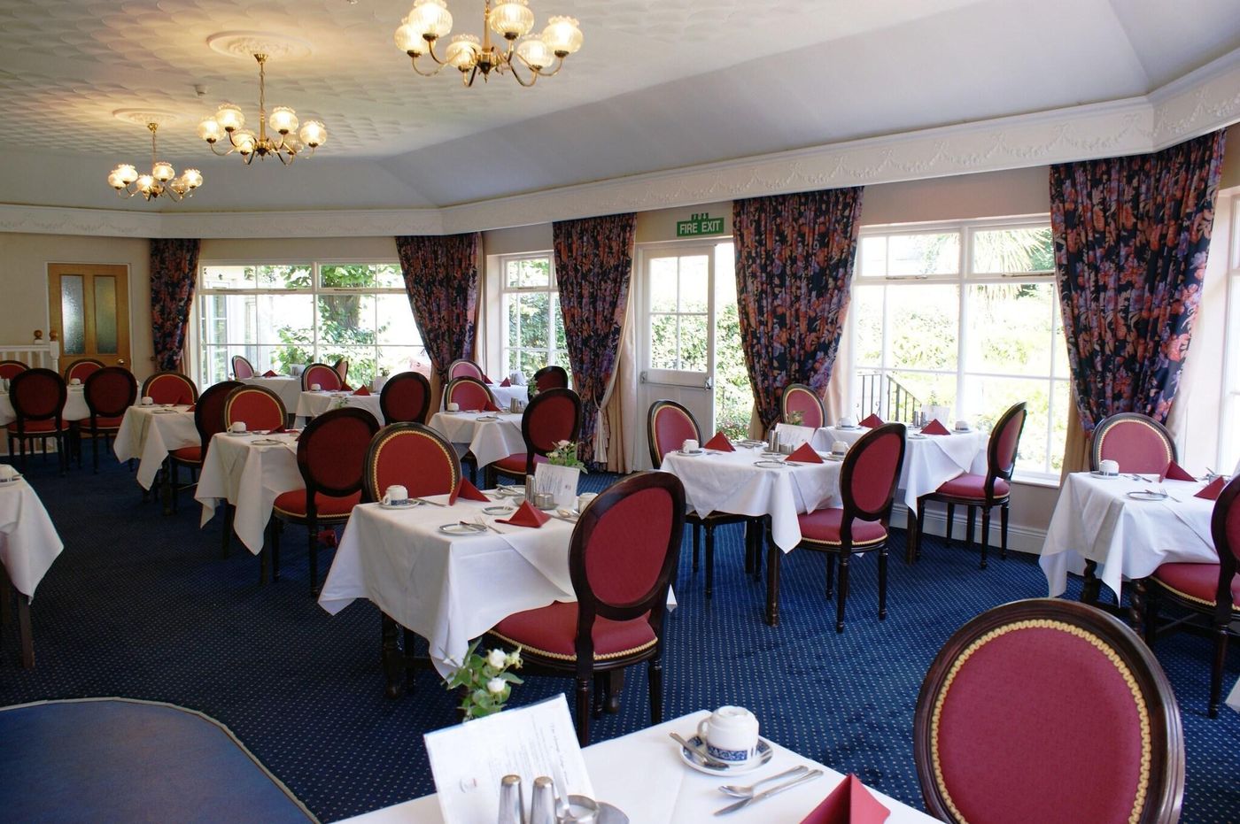 Grange-Lodge-Restaurant-11