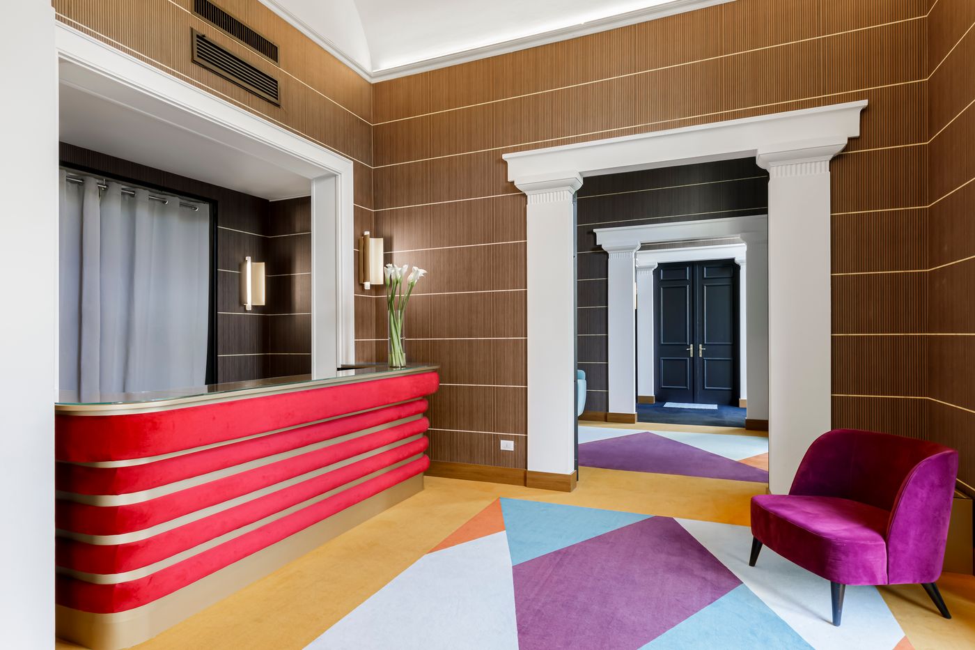 Room-Mate-Luca-Lobby-2