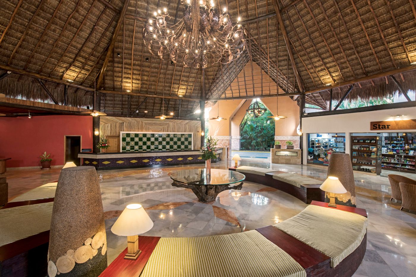 Iberostar-Cozumel-All-Inclusive-Lobby-46