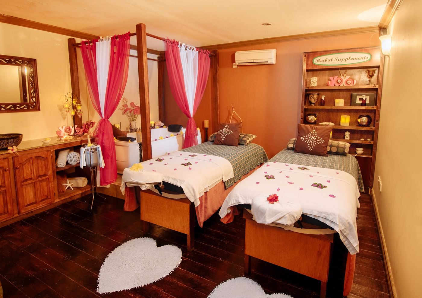 Bay Gardens Beach Resort