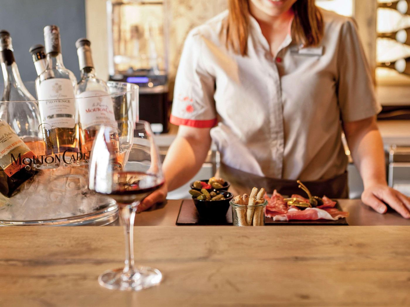 ibis Lyon Carre de Soie Hotel - France - VAULX EN VELIN - Bar - 3