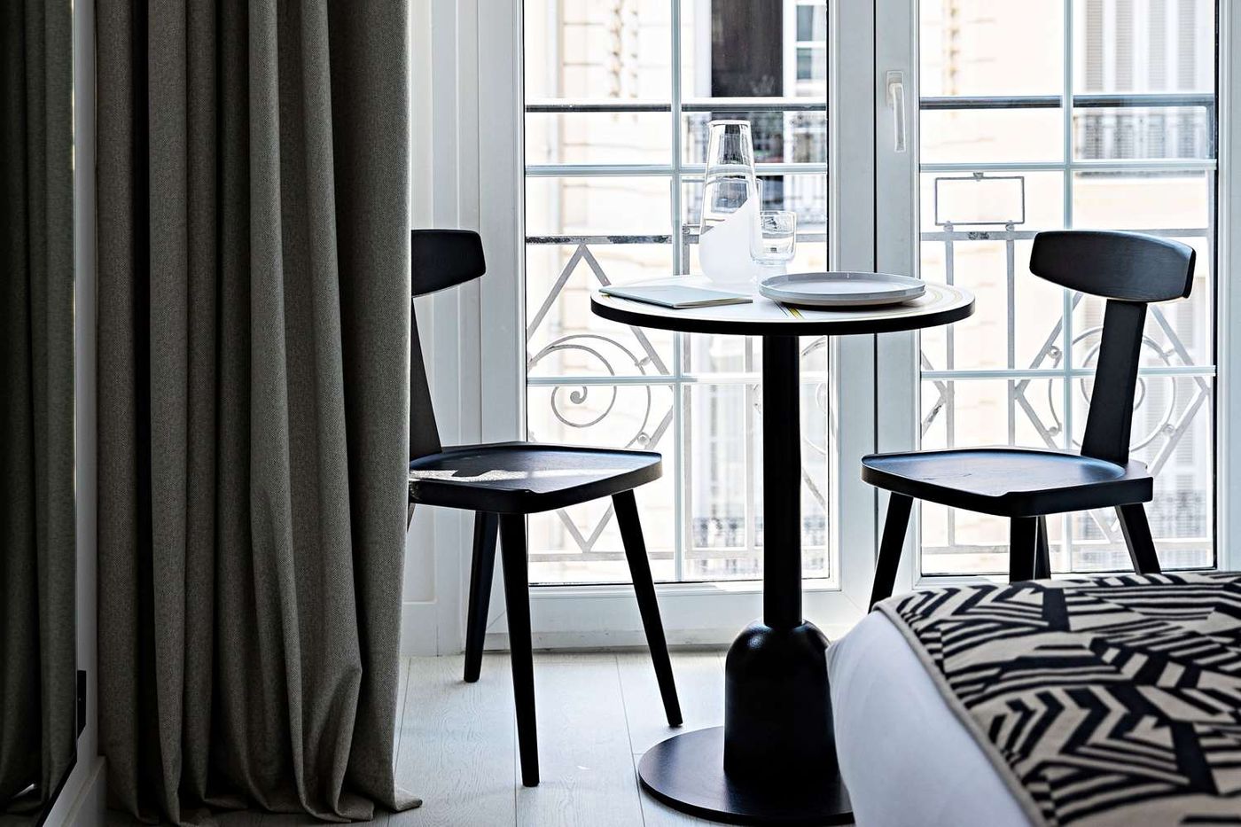 Le-Riviera-Collection--BW-Signature-Collection-Room-24