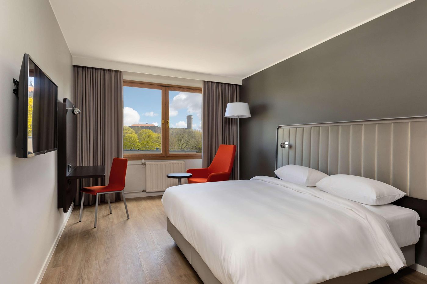 Park-Inn-by-Radisson-Meriton-Conference-Spa-Hotel-Room-25