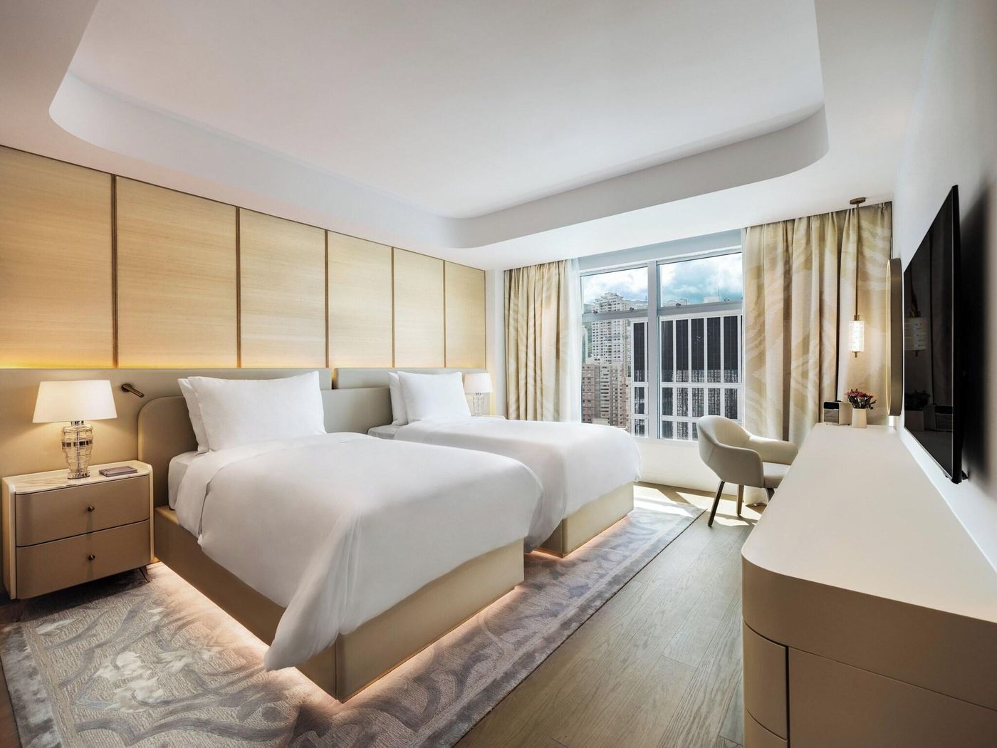Lanson-Place-Causeway-Bay--Hong-Kong-Room-4