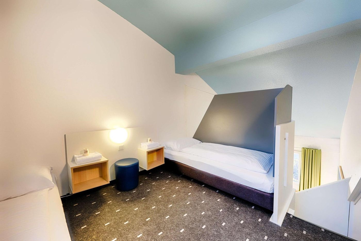 B-b-Hotel-Koln-frechen-Room-40
