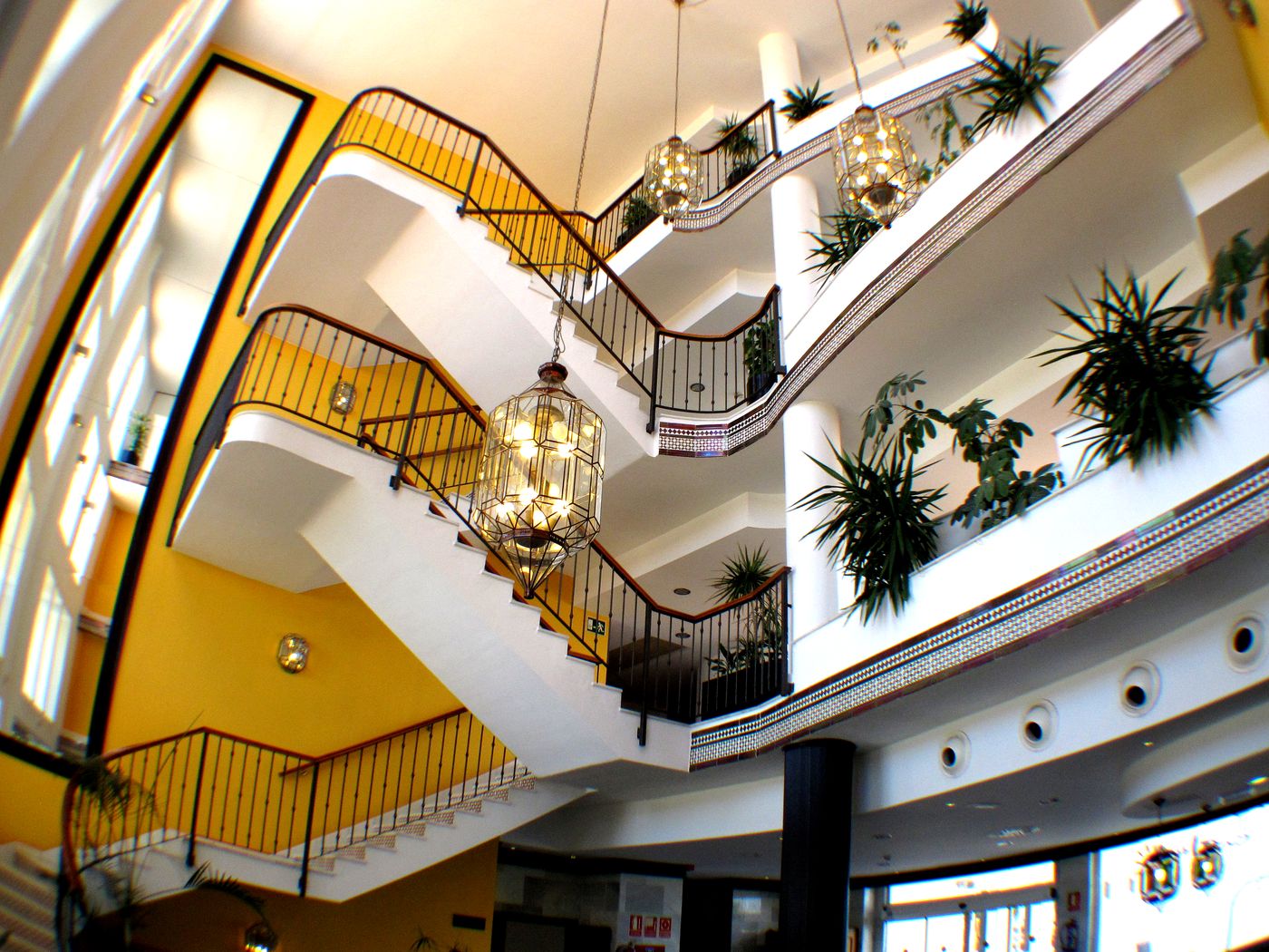 Ohtels-Cabogata-Lobby-38