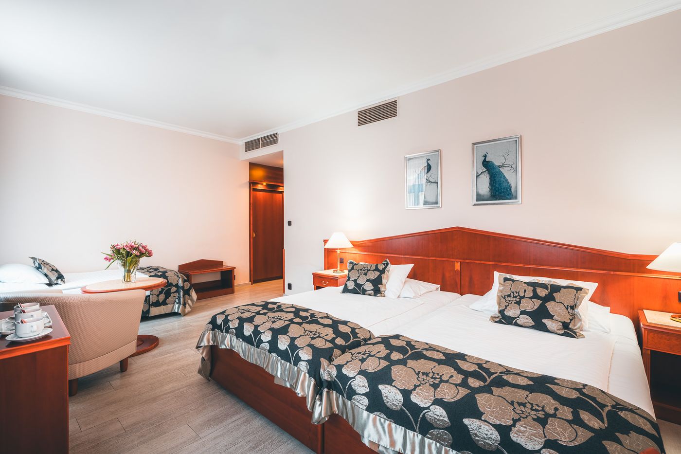 Carlton-Hotel-Prague-Room-7