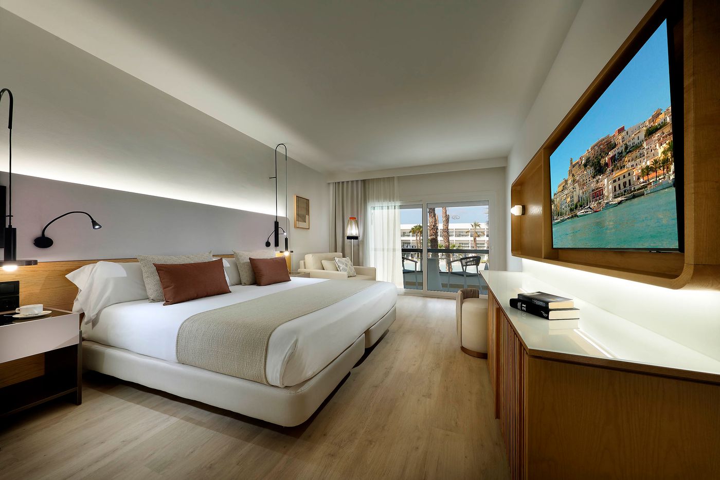 Grand-Palladium-Palace-Ibiza-Resort---Spa-Room-31
