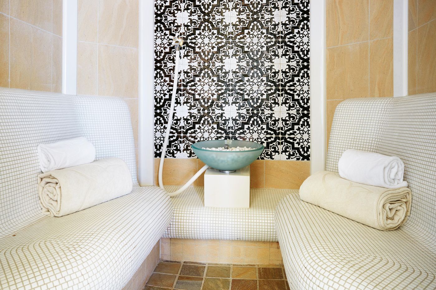 Grupotel-Macarella-Suites---Spa-Sports-and-Entertainment-25