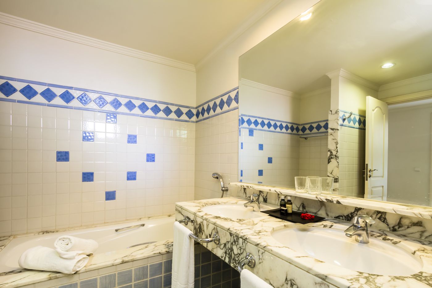 BlueBay-Beach-Club-Room-27