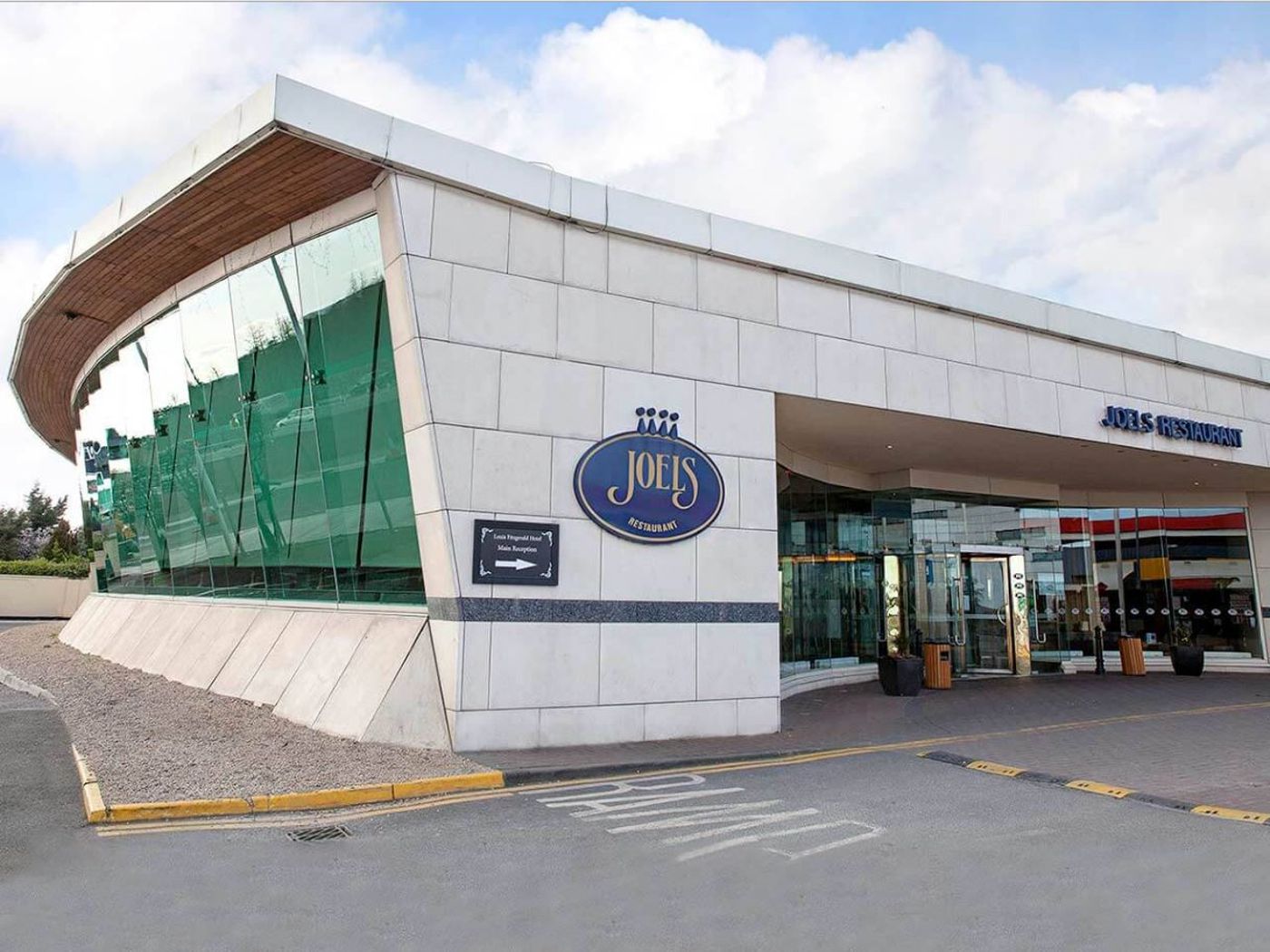 Louis-Fitzgerald-Hotel-Restaurant-3