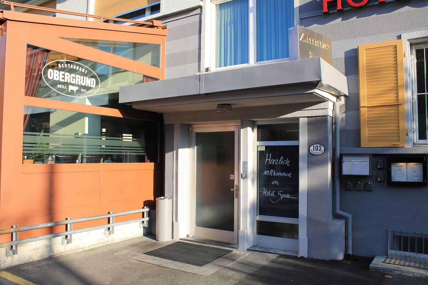 Bistro Spatz-Switzerland-LUCERNE -General view-5