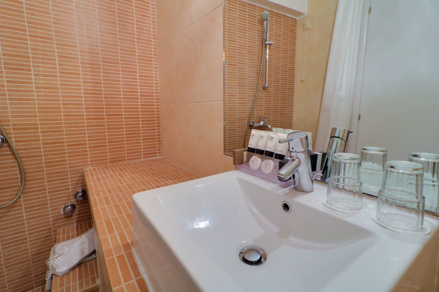 Bomo-Club-Palace-Hotel-Room-28