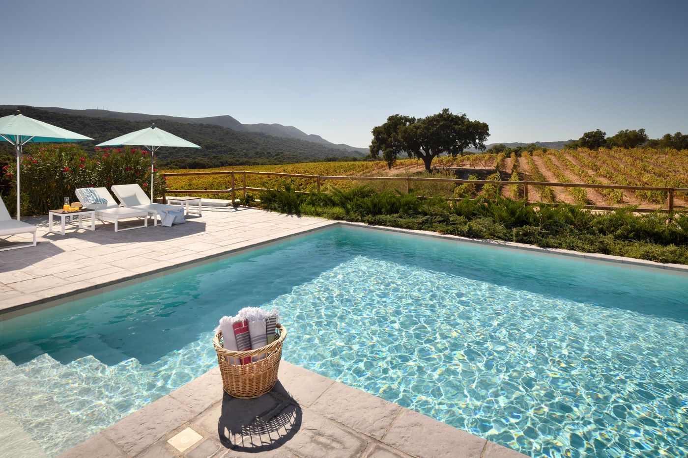 Casa-Palmela---Small-Luxury-Hotels---Villas-Pool-1