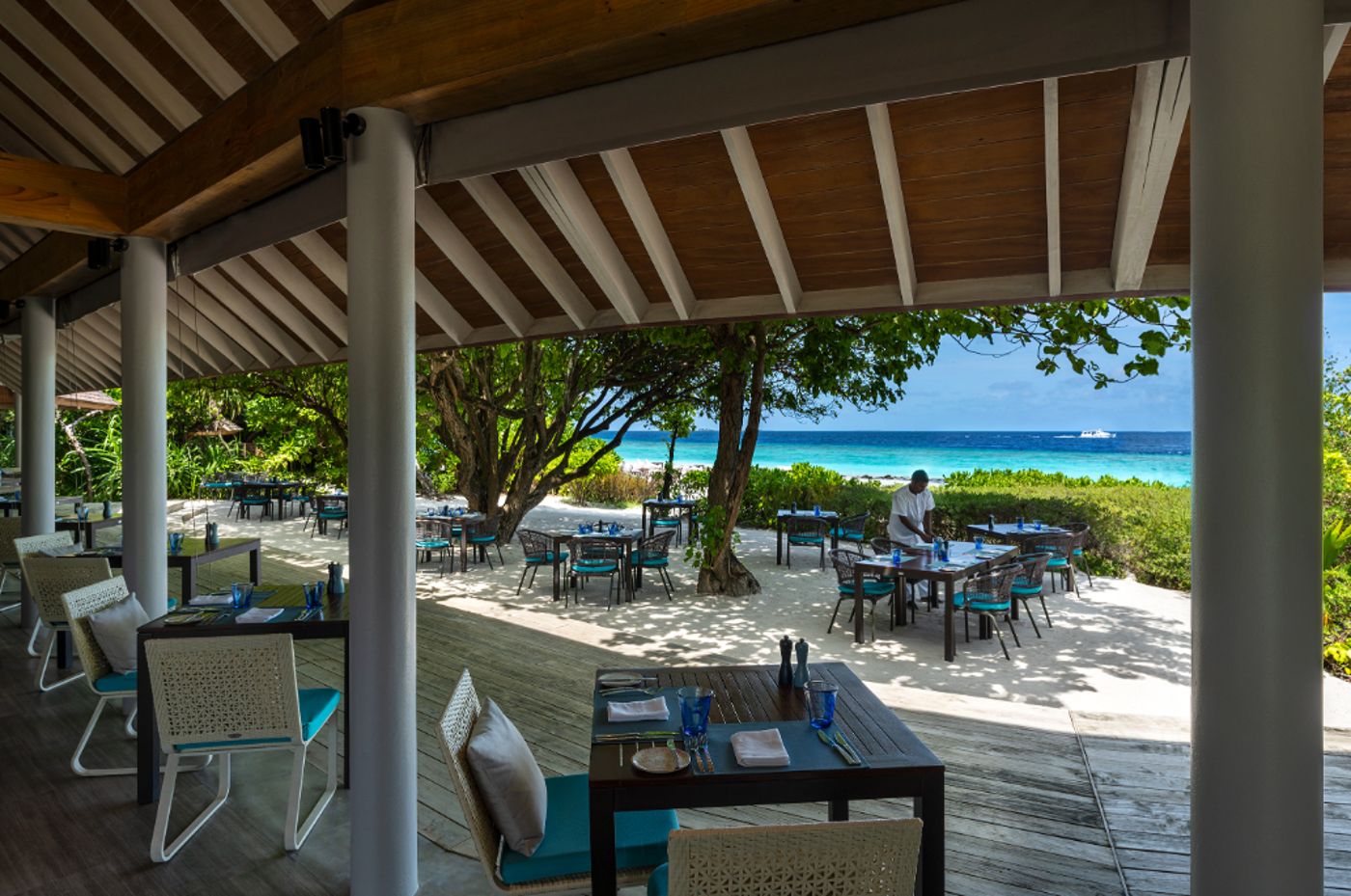 Niva Dhigali Maldives 12.03