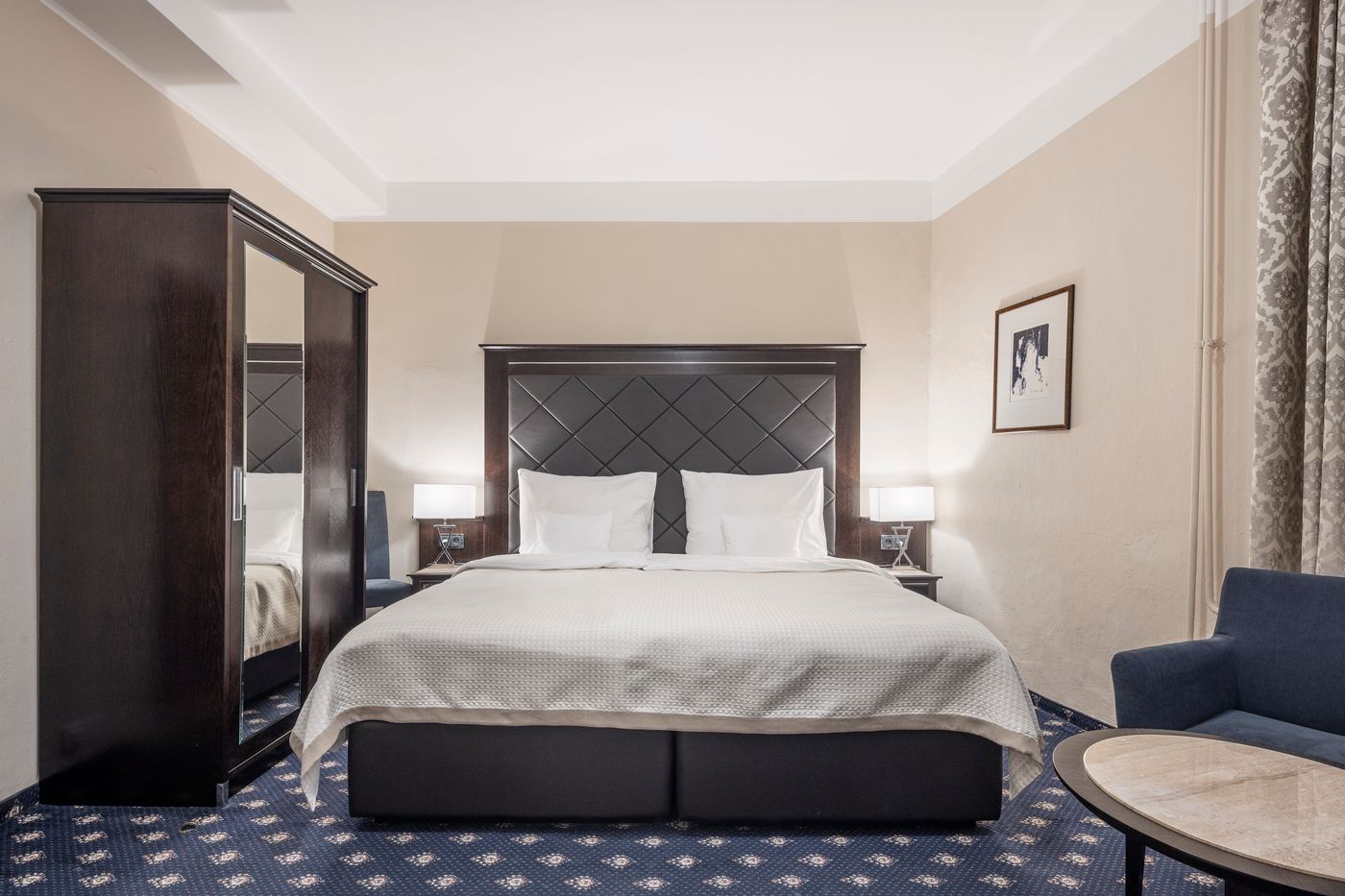 Pytloun-Old-Armoury-Hotel-Prague-Room-9