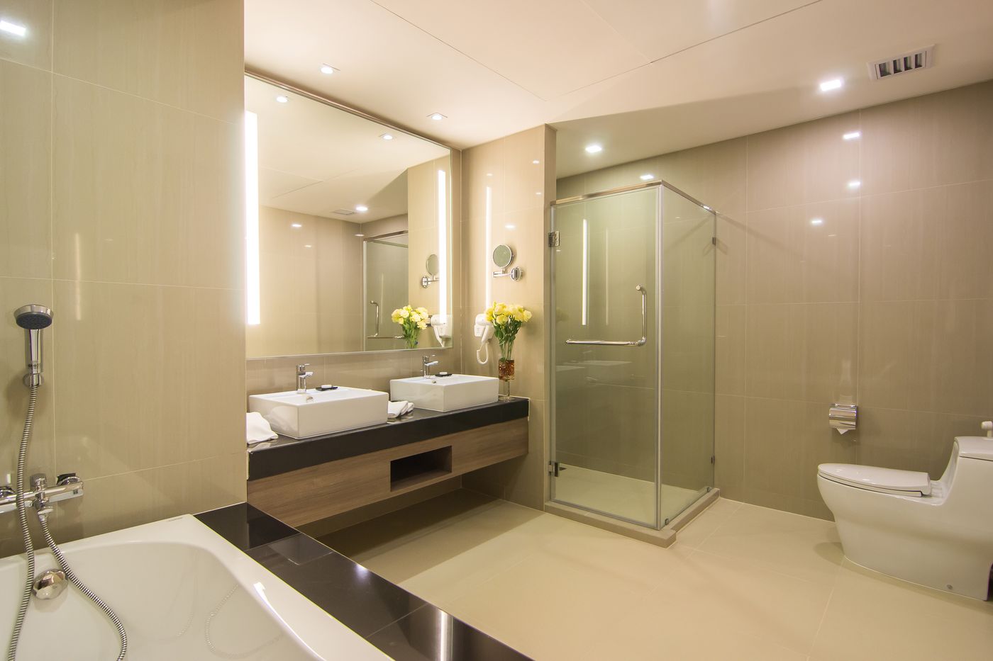 Best-Western-Plus-Wanda-Grand-Hotel-Room-20