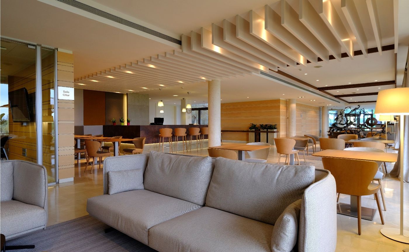 Mas Sola-Spain-SANTA COLOMA DE FARNERS-Lobby-8