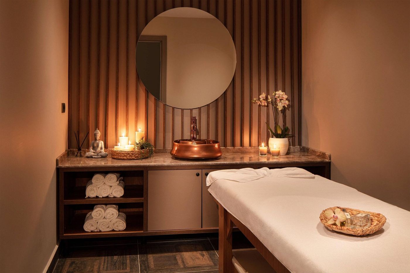 Delta Hotels by Marriott Istanbul Halic-Turkey-Istanbul-Sports and Entertainment-1