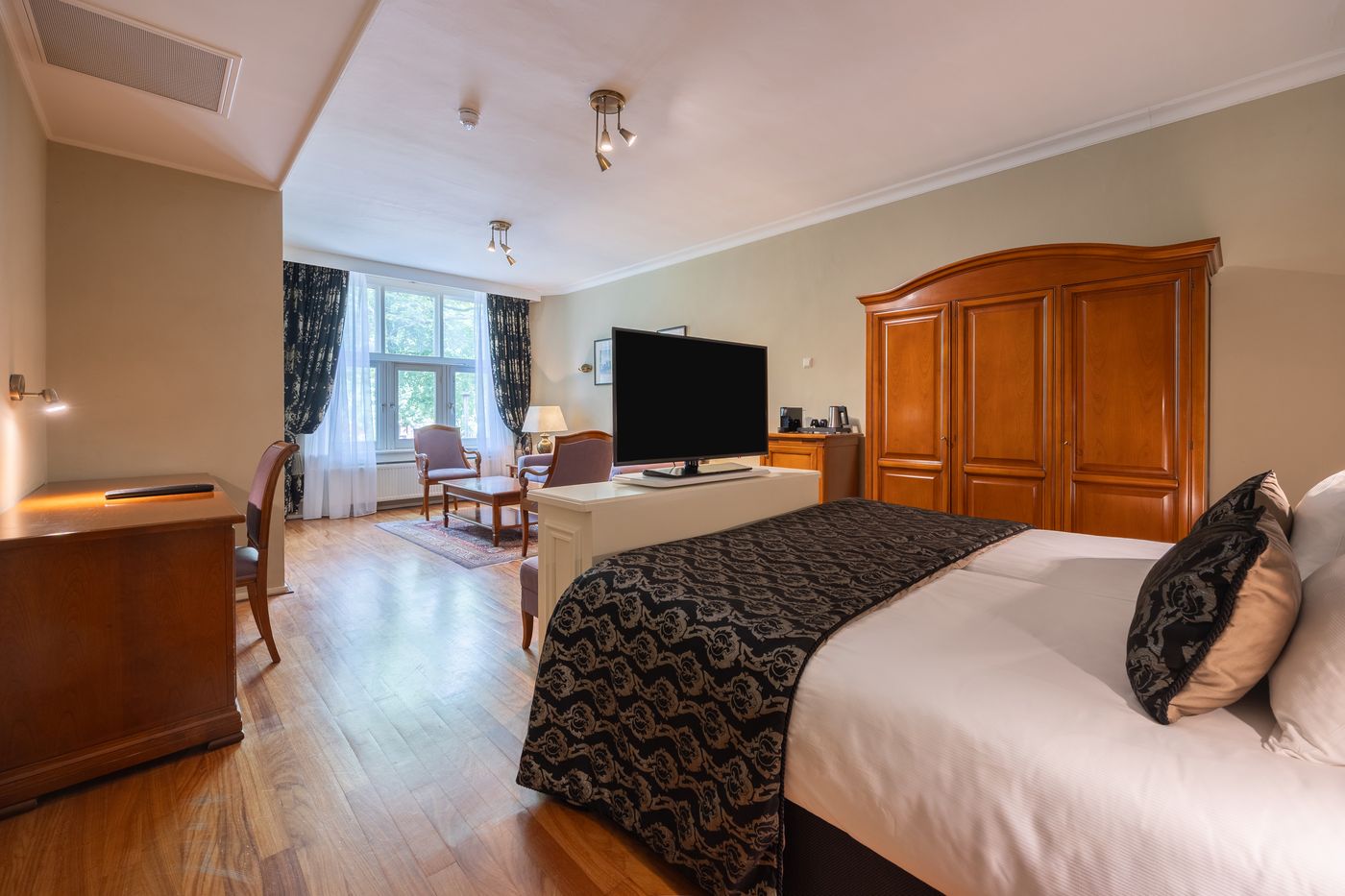 Apollofirst-Boutique-Hotel-Room-7