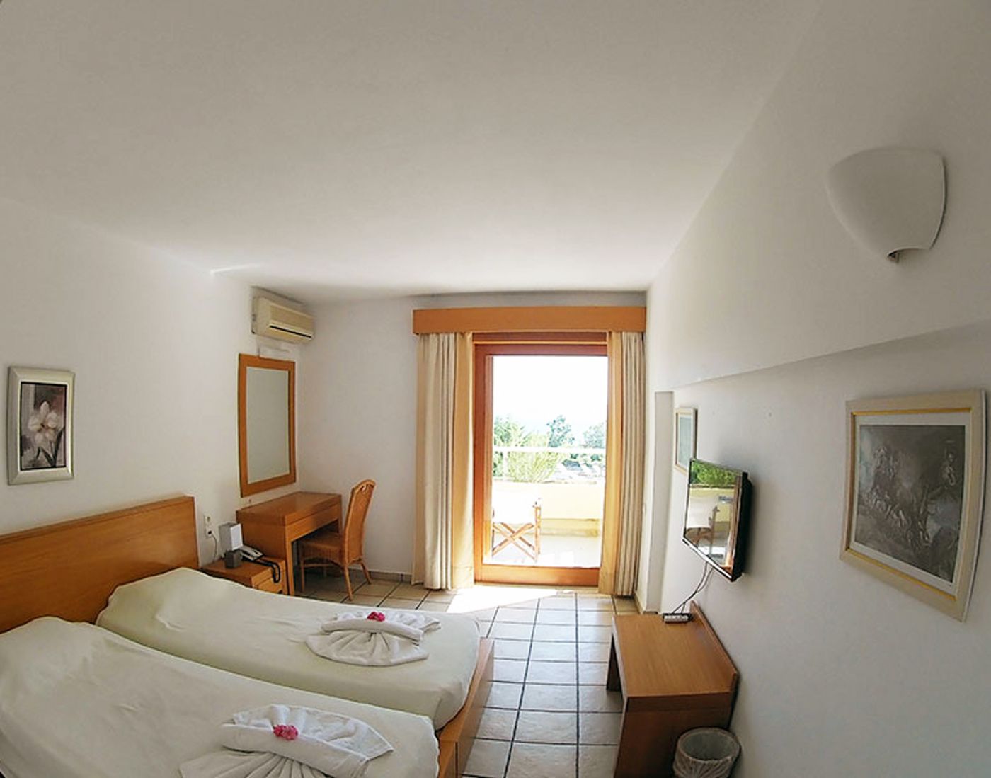 Kanapitsa Mare Hotel