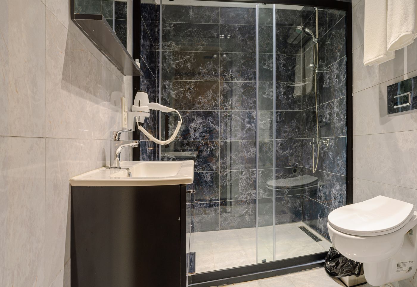 La-Mia-Suites-Room-23