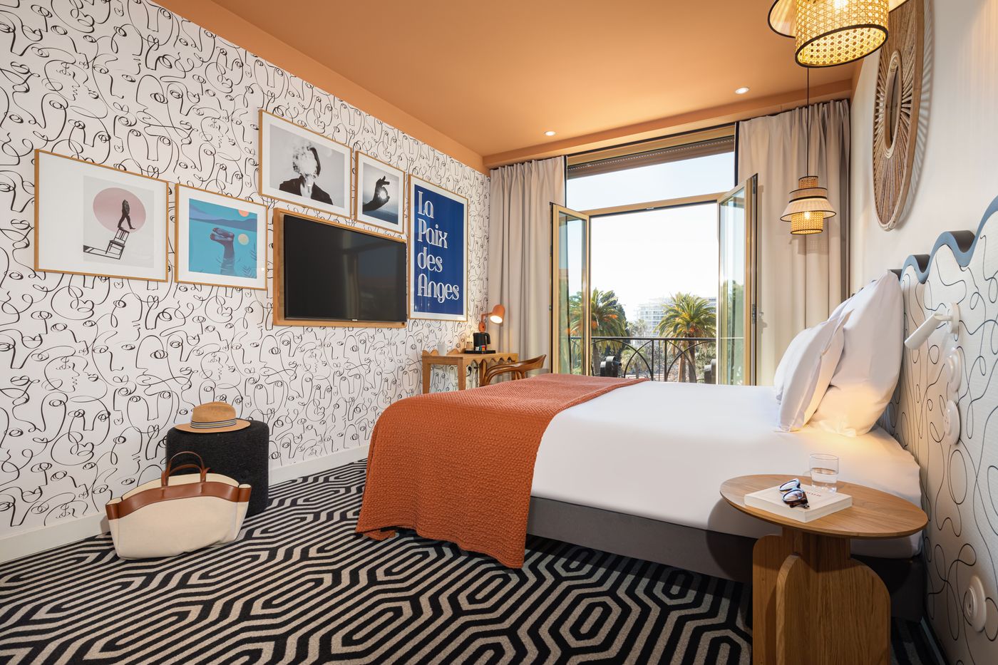 Albert-Premier-Room-8