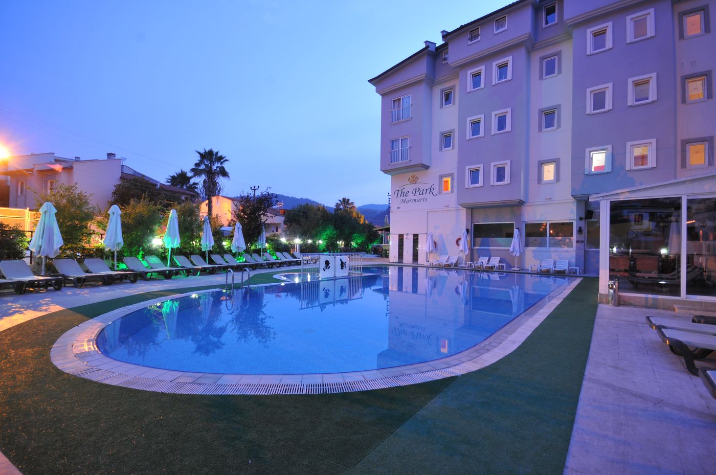The-Park-Marmaris-Hotel-Pool-2