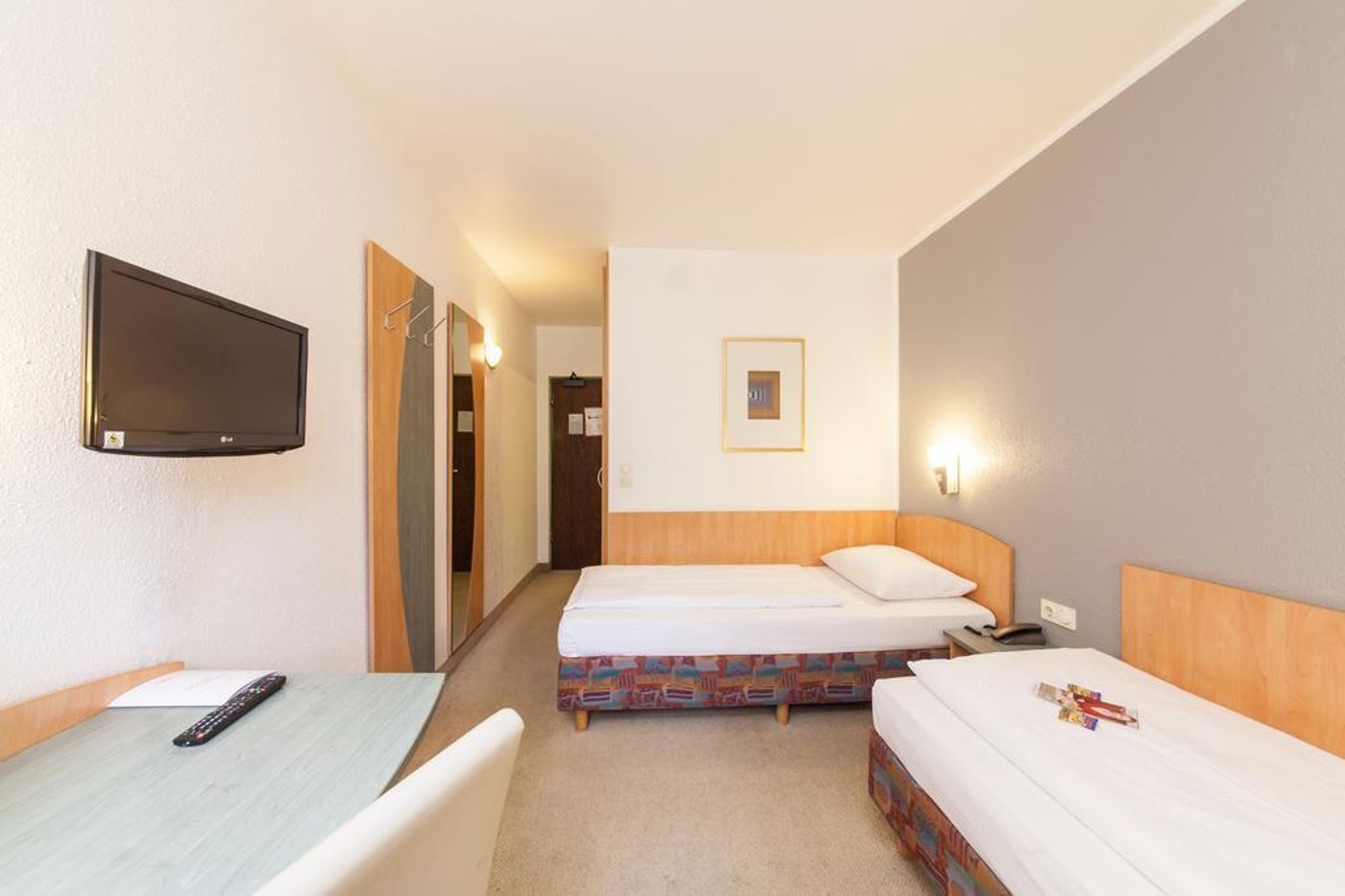 Sure-Hotel-by-Best-Western-Muenchen-Hauptbahnhof-Room-38