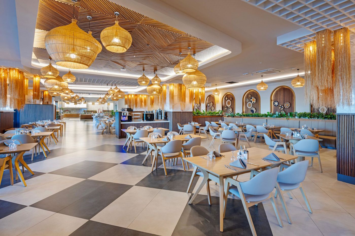 Jacaranda Luxury Resort