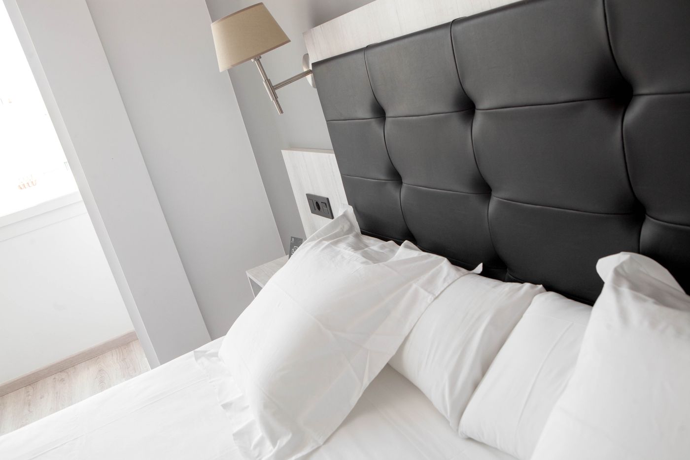 Soho-Bah--a-M--laga-Room-39