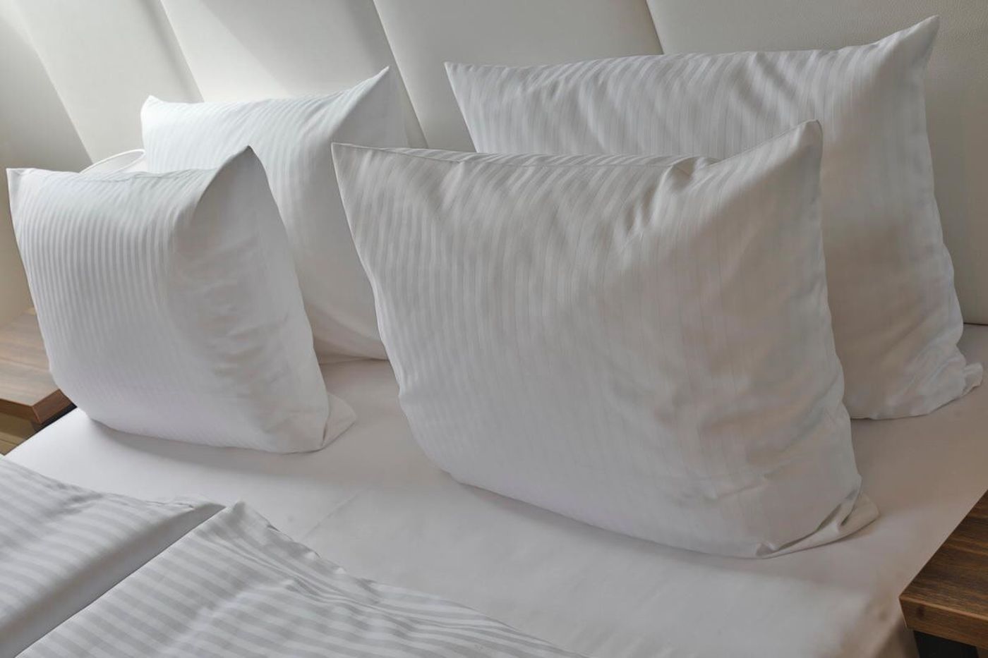 Letna-Garden-Suites-Room-27