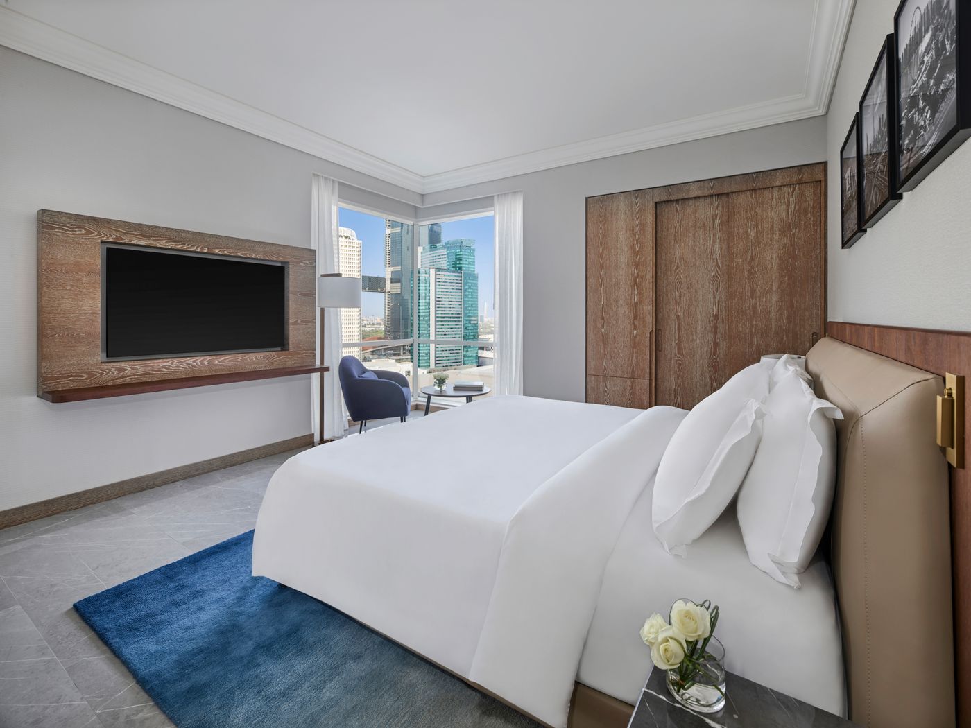 Fairmont-Dubai-Room-10