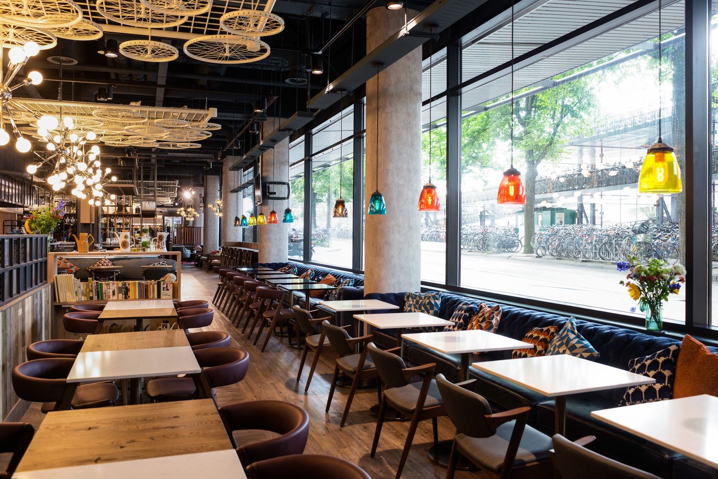 ibis-Amsterdam-Centre-Restaurant-70