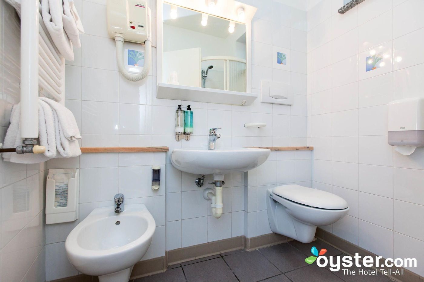 Hotel-Marina-Room-22