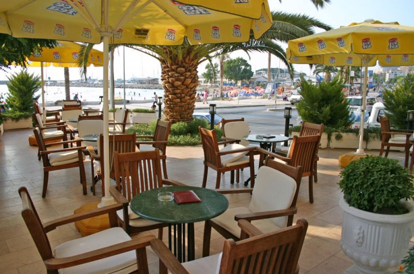 By Karaaslan Inn Hotel