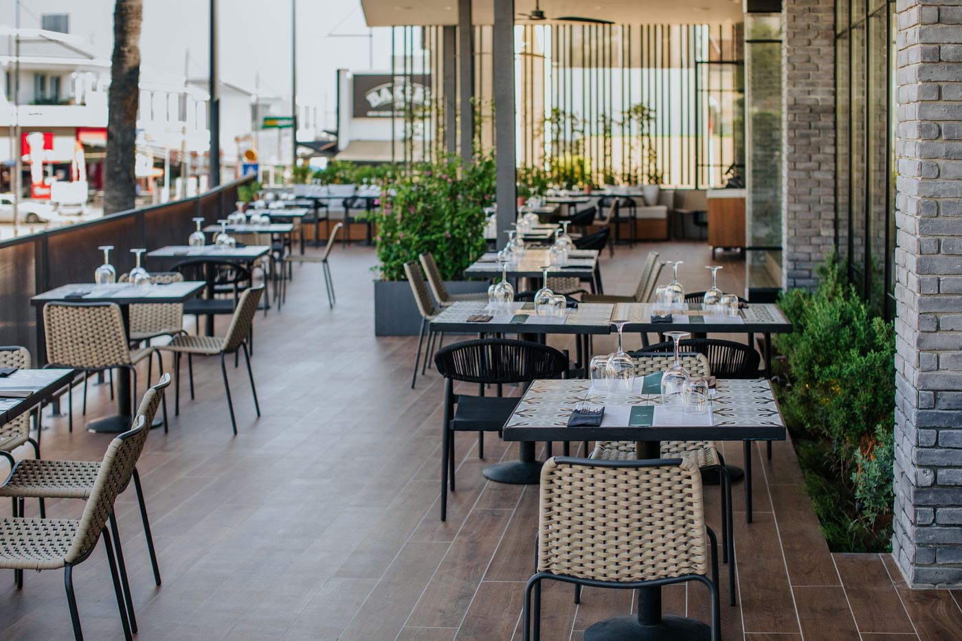 Napa-Plaza-Hotel-Restaurant-13