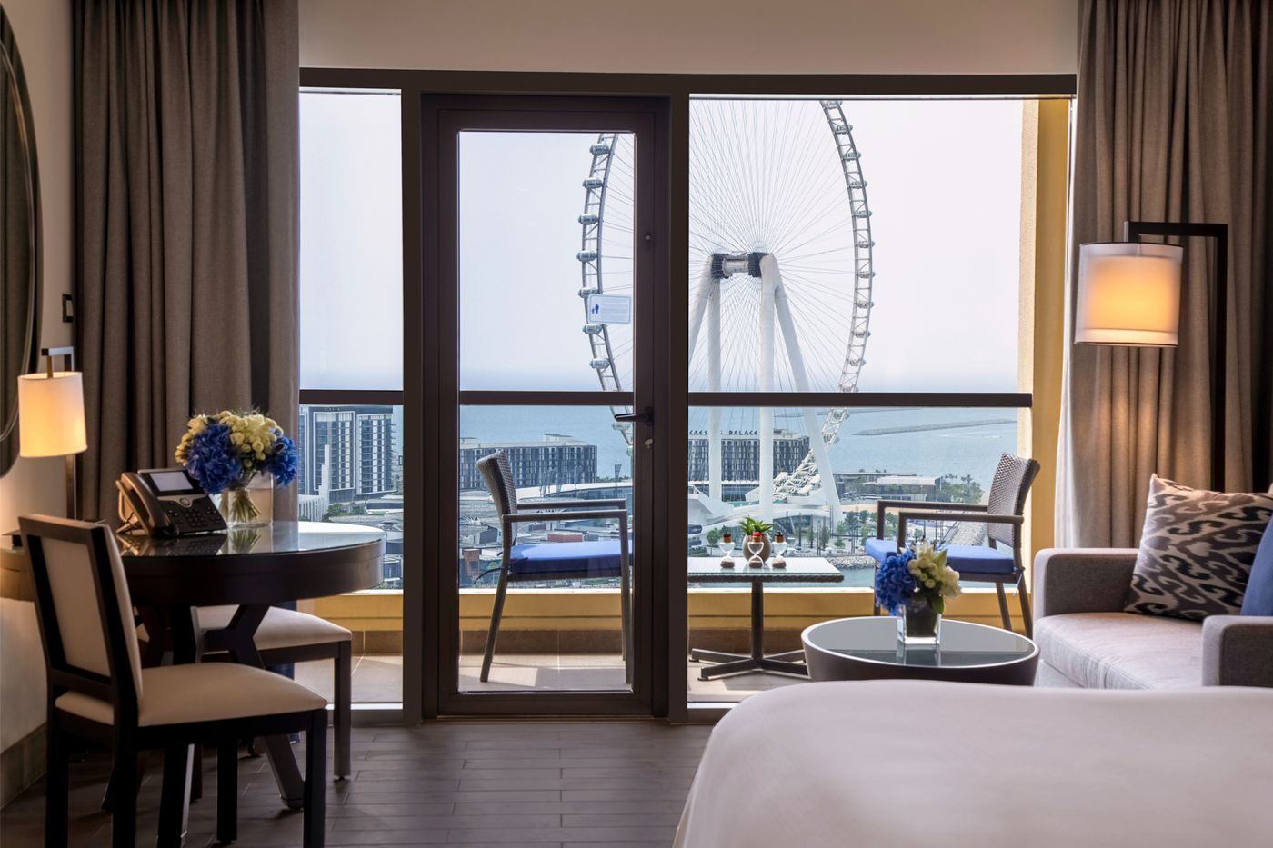 Amwaj-Rotana-Hotel-Jumeirah-Beach-Room-24