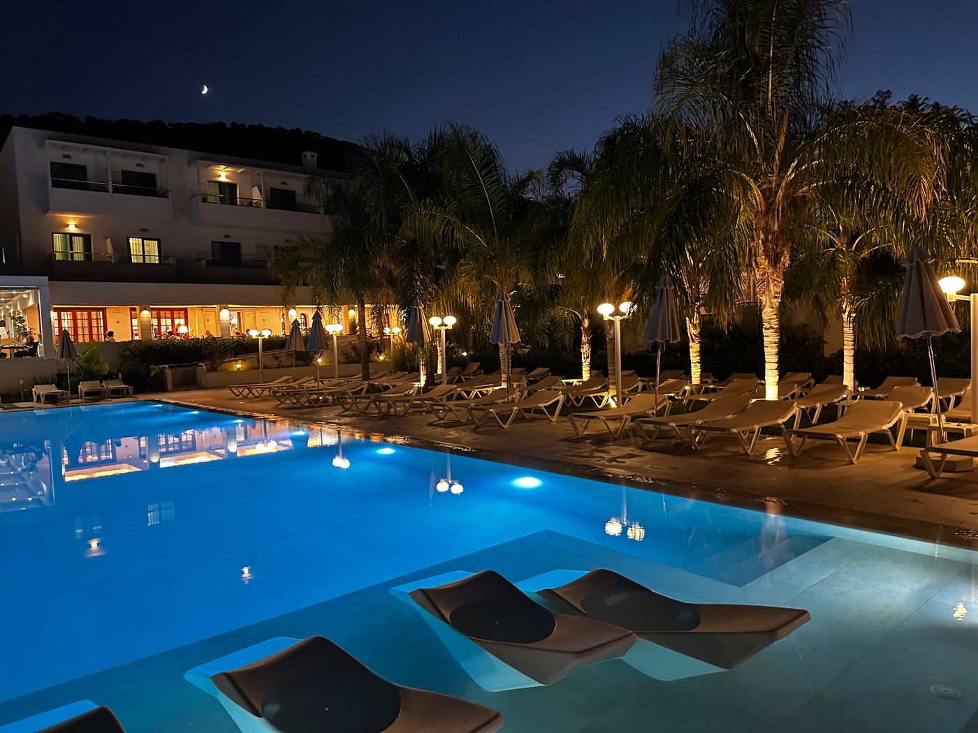 smartline-Kyknos-Beach-Pool-4