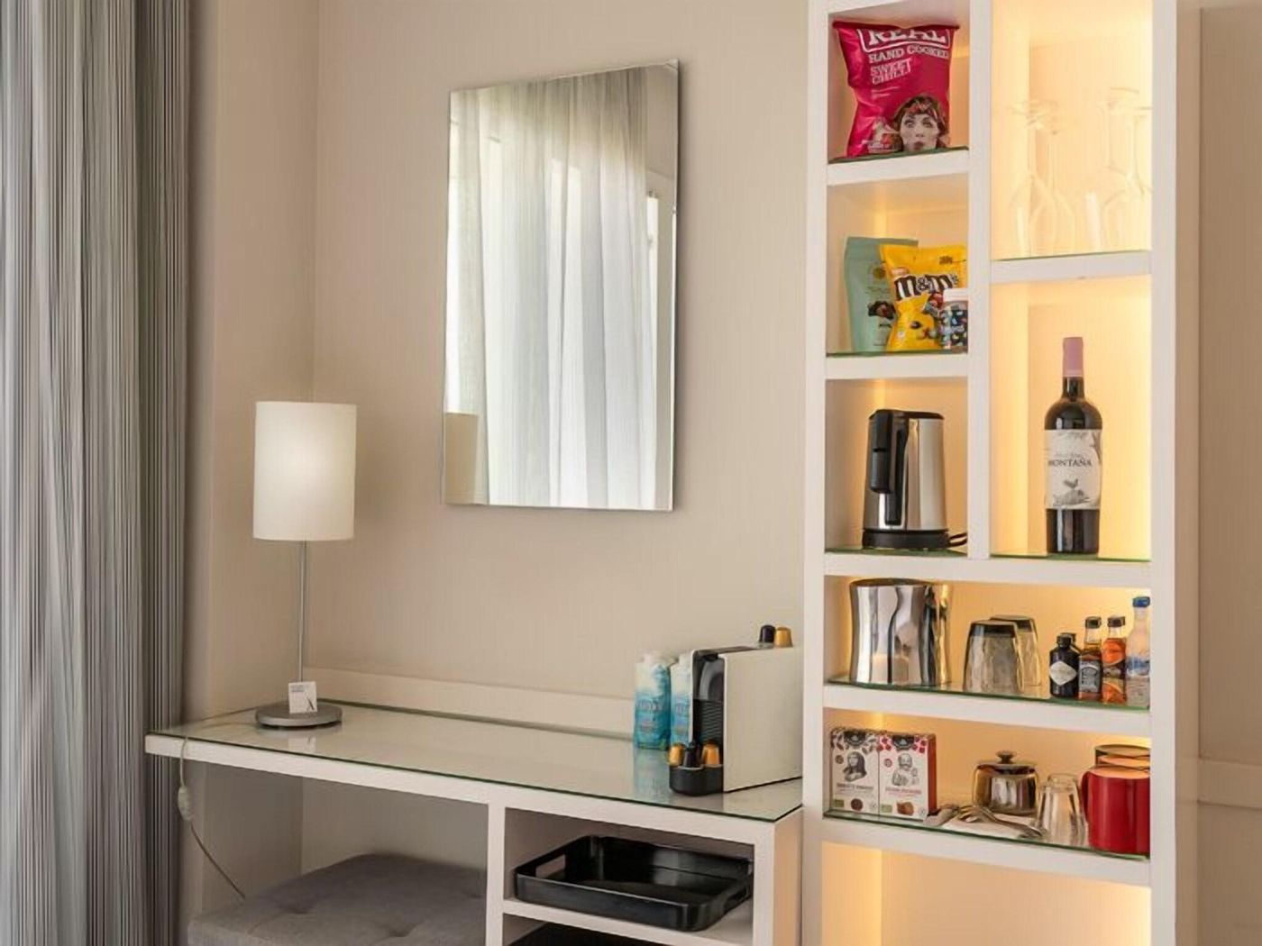 Am----re-Marbella-Beach-Hotel-Room-41