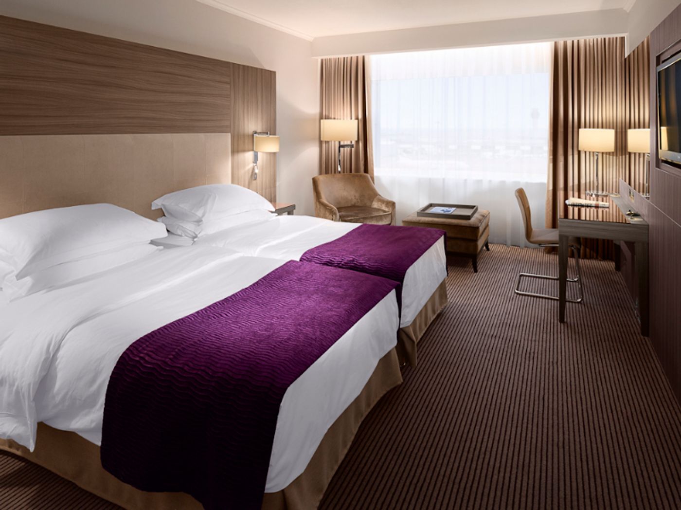 Radisson Blu Hotel Manchester Airport-United Kingdom-MANCHESTER-General view-3