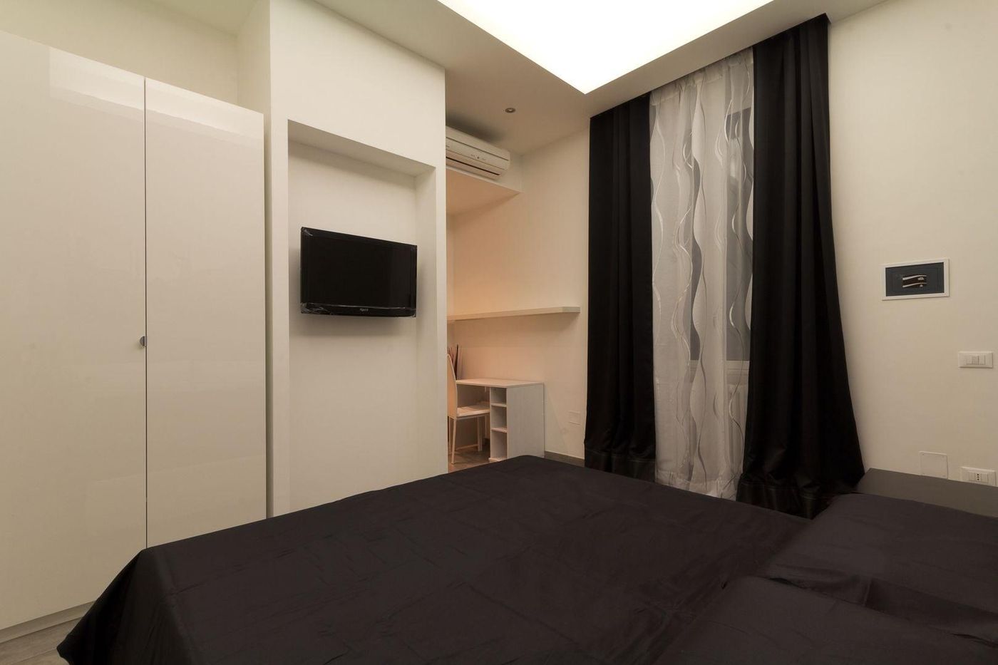 Domus-Alberti-Room-8